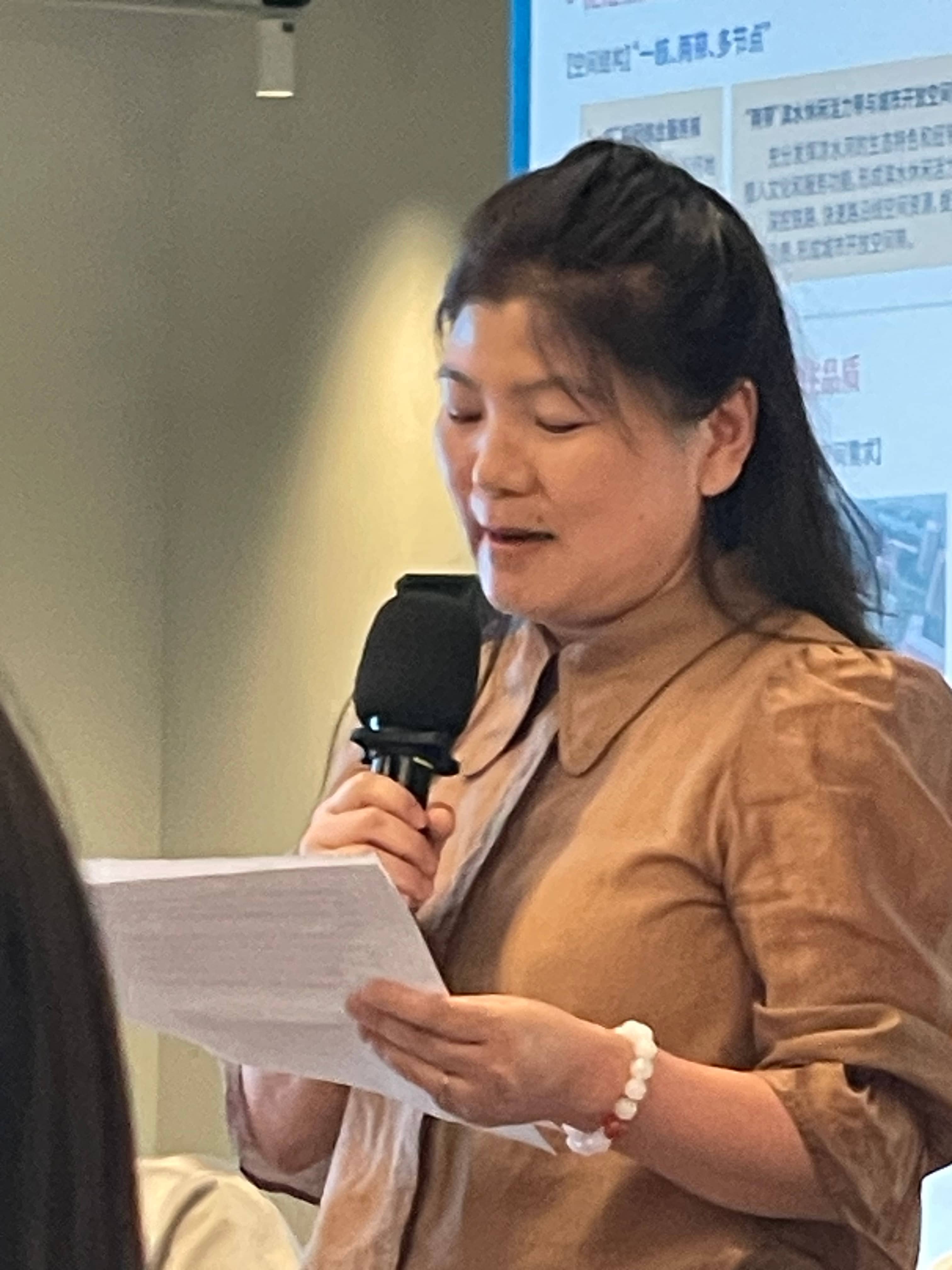 聚焦枢纽查实情 精准建言惠民生——记丰台区政协委员薛凤彩