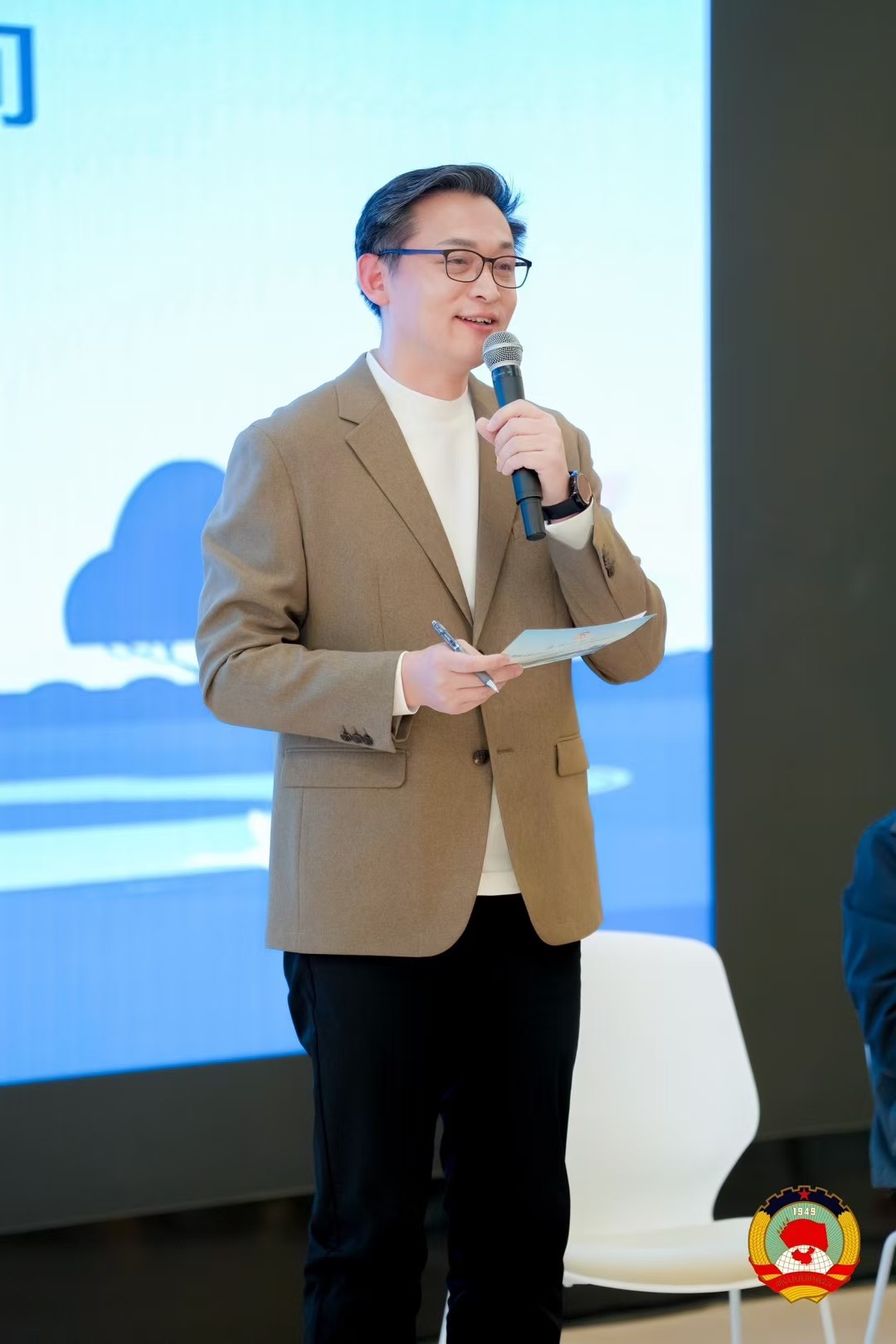 讲好丰台故事 传播城市价值——记丰台区政协常委马强